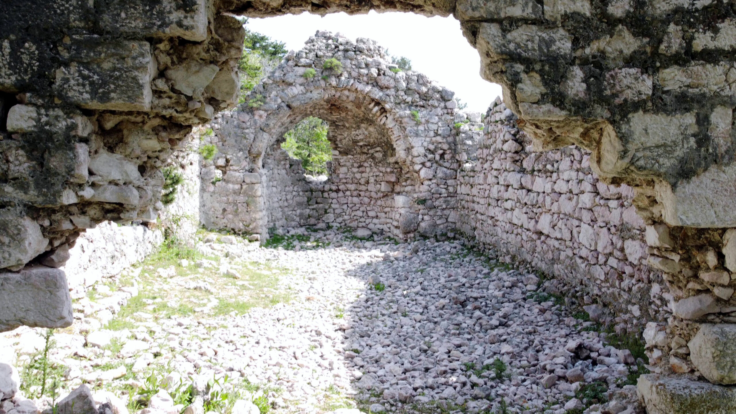 baška (4) baška (4)