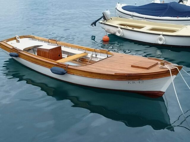 Kvarnerska pasara: Priča o tradicionalnoj drvenoj barci